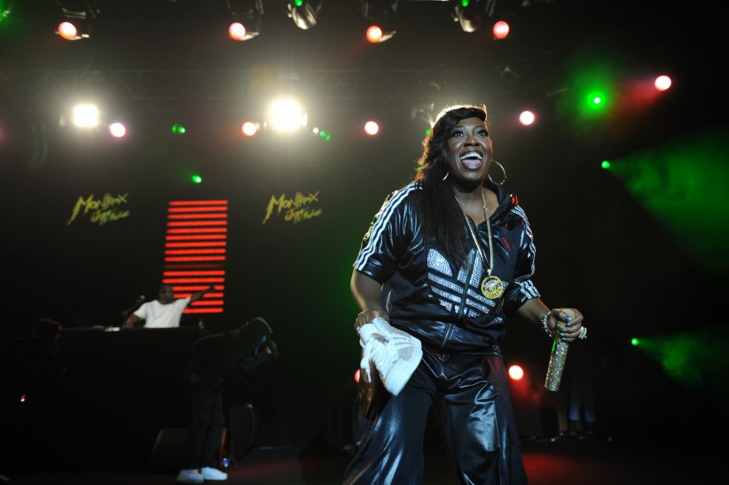 Missy Elliott devient la première rappeuse intronisée au Songwriters Hall of Fame Missy Elliott devient la première rappeuse intronisée au Songwriters Hall of Fame