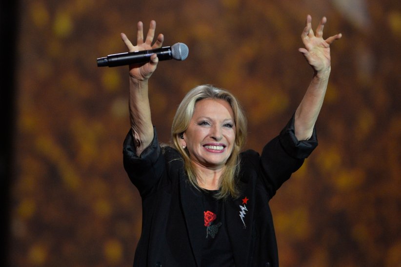 Véronique Sanson a longtemps été alcoolique Véronique Sanson a longtemps été alcoolique