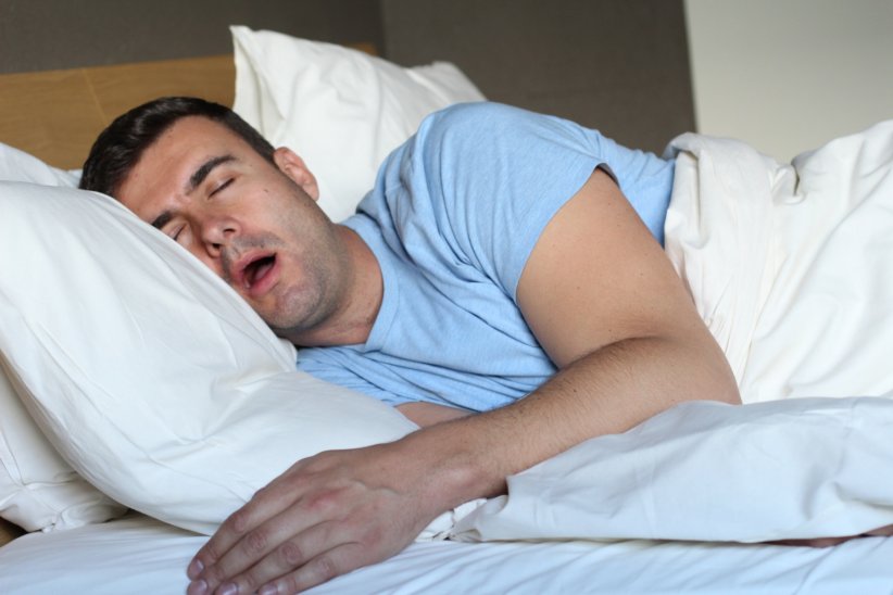 95% des personnes atteintes d'apnées du sommeil ronflent 95% des personnes atteintes d'apnées du sommeil ronflent