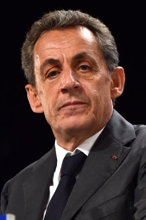 Nicolas Sarkozy : boire ou... manger ! Nicolas Sarkozy : boire ou... manger !