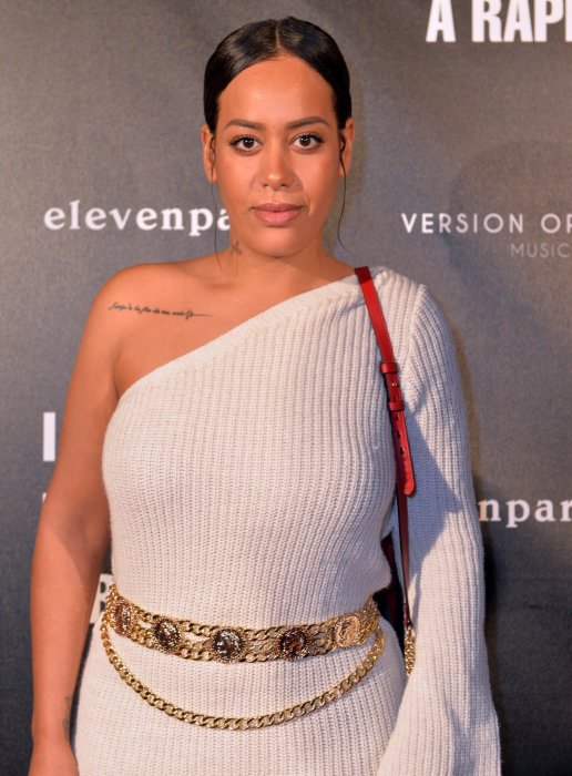 Amel Bent s'habille comme elle l'entend Amel Bent s'habille comme elle l'entend