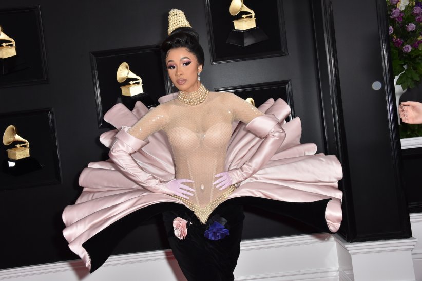 Cardi B, première solo artist féminine sacrée aux Grammys dans sa catégorie Cardi B, première solo artist féminine sacrée aux Grammys dans sa catégorie