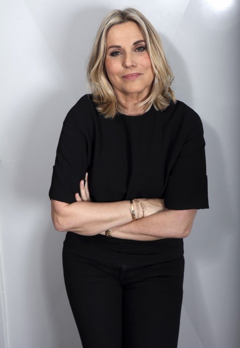 Sophie Favier aurait choisi de dire "stop" à ses maux de dos Sophie Favier aurait choisi de dire "stop" à ses maux de dos