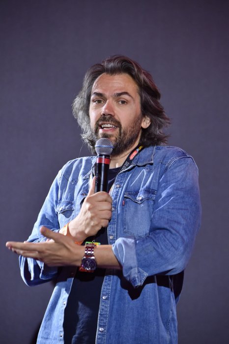 Aymeric Caron est vegan depuis deux ans ! Aymeric Caron est vegan depuis deux ans !