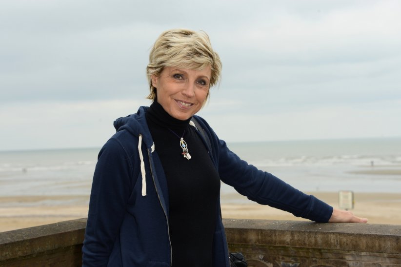 Évelyne Dhéliat, une étape de sa vie Évelyne Dhéliat, une étape de sa vie