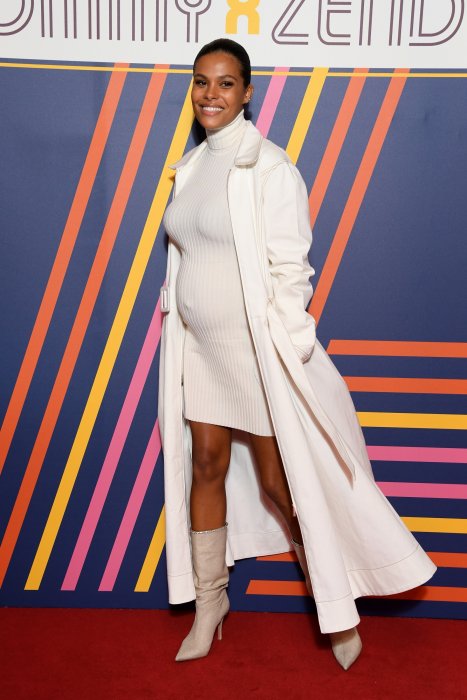 Tina Kunakey : enceinte de Vincent Cassel Tina Kunakey : enceinte de Vincent Cassel