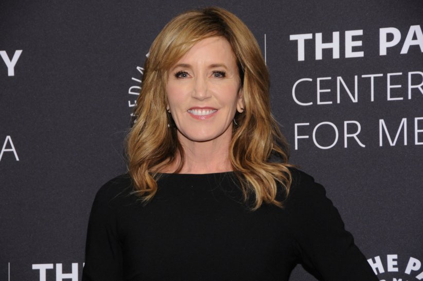 Felicity Huffman arrêtée par sept agents fédéraux Felicity Huffman arrêtée par sept agents fédéraux