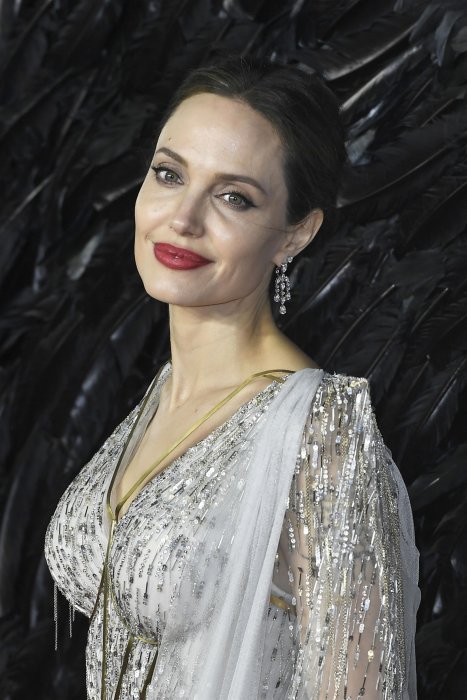 Angelina Jolie, fille d'une actrice d'origine française Angelina Jolie, fille d'une actrice d'origine française