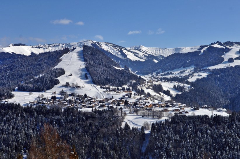 Notre-Dame-de-Bellecombe : un village avec les avantages d'un grand domaine Notre-Dame-de-Bellecombe : un village avec les avantages d'un grand domaine