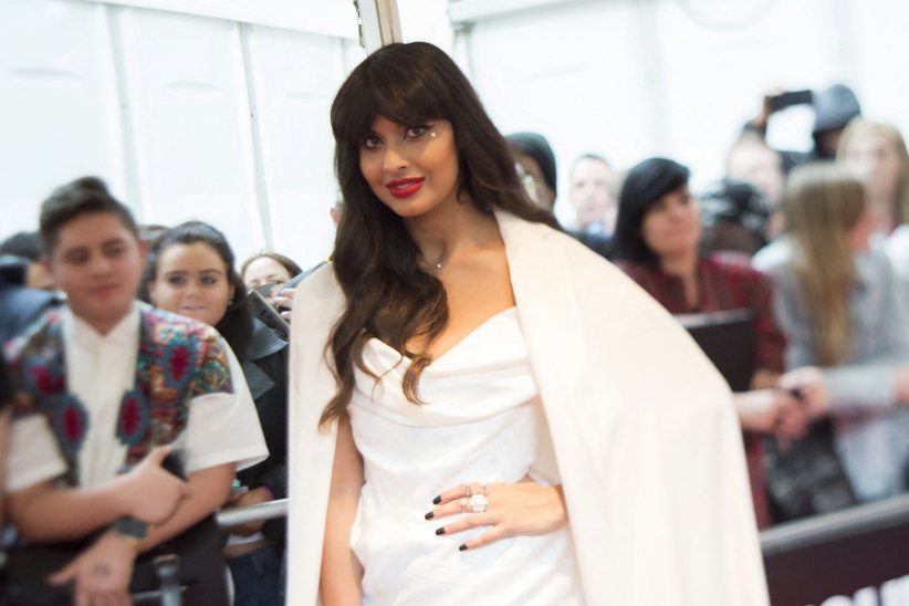 Jameela Jamil prône l'acceptation du corps Jameela Jamil prône l'acceptation du corps
