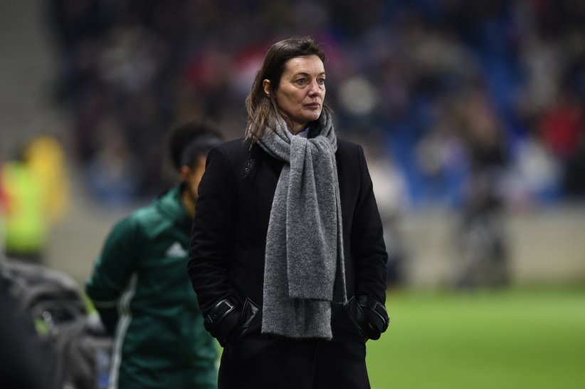 Corinne Diacre prépare les Bleues au Mondial Corinne Diacre prépare les Bleues au Mondial