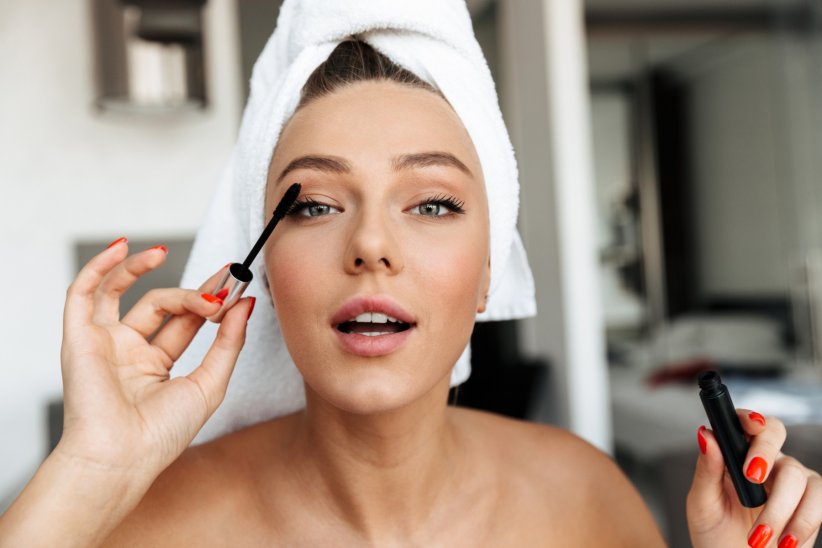 Un mascara pérenne et hydratant à la fois Un mascara pérenne et hydratant à la fois
