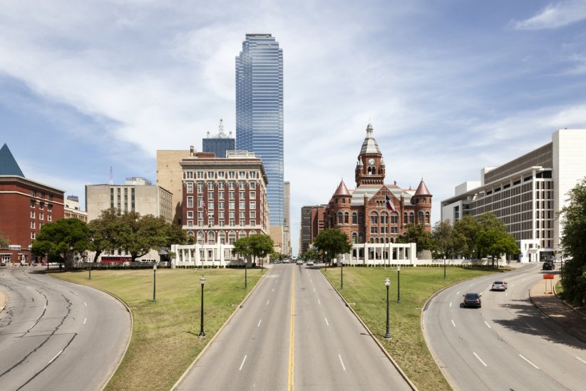 La Dealey Plaza où a été assassiné Kennedy, au Texas La Dealey Plaza où a été assassiné Kennedy, au Texas
