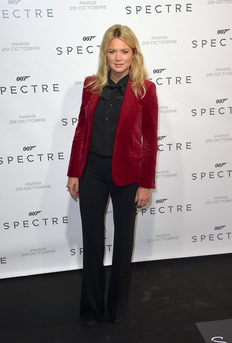 Digne d'une James Bond girl à la première de "Spectre" Digne d'une James Bond girl à la première de "Spectre"