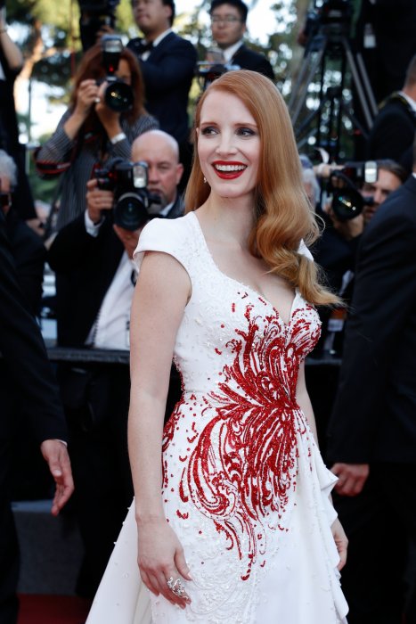 Jessica Chastain, jeune mariée, fâchée contre les paparazzis Jessica Chastain, jeune mariée, fâchée contre les paparazzis
