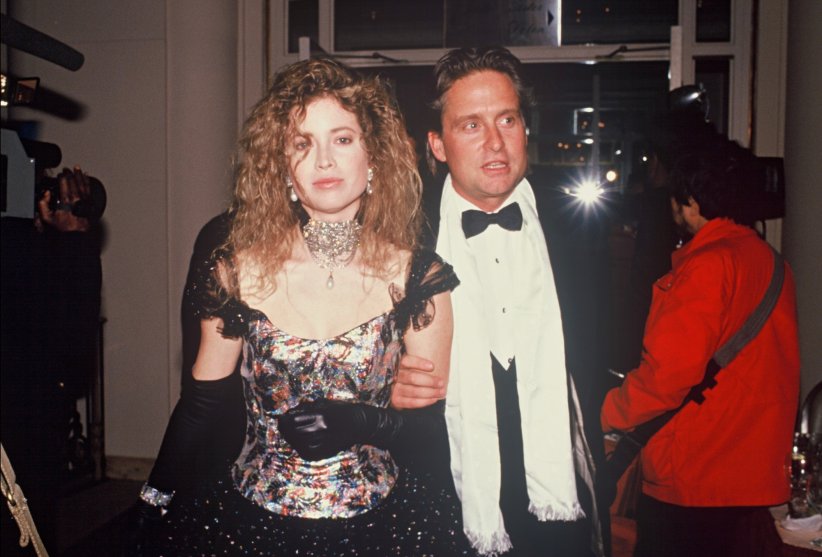 Michael Douglas et Diandra Luker : 40 millions d'euros de compensation Michael Douglas et Diandra Luker : 40 millions d'euros de compensation