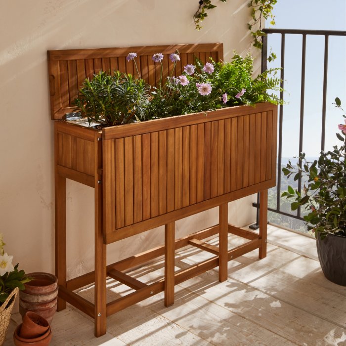 La jardinière sur pieds La jardinière sur pieds