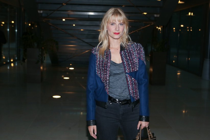Mélanie Laurent : dur d'être violoniste ! Mélanie Laurent : dur d'être violoniste !
