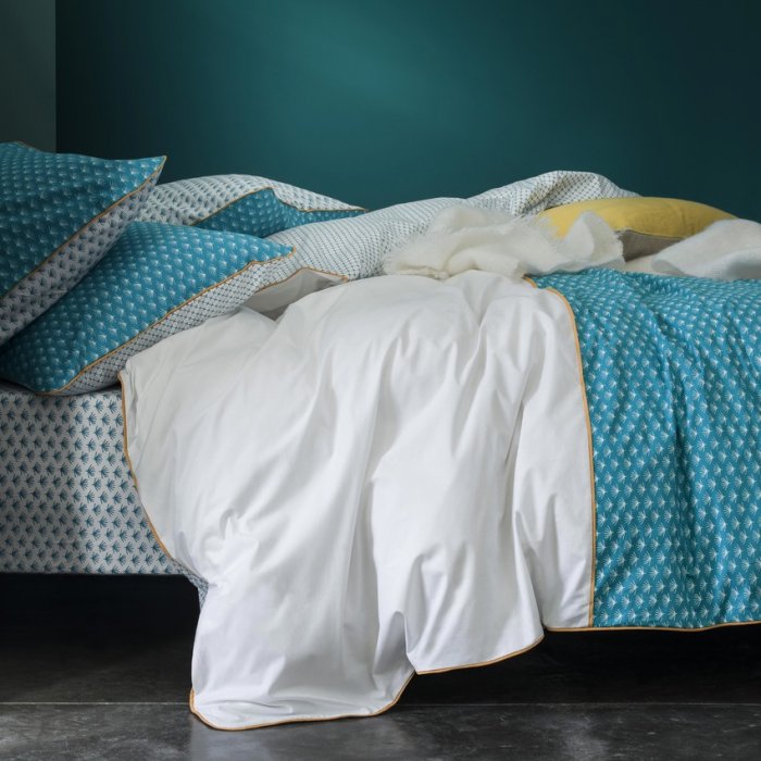 Une parure minimaliste pour des nuits apaisées Une parure minimaliste pour des nuits apaisées