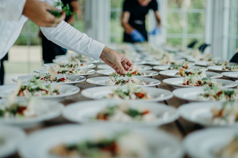 La restauration : un élément qui dépend du nombre de vos invités La restauration : un élément qui dépend du nombre de vos invités