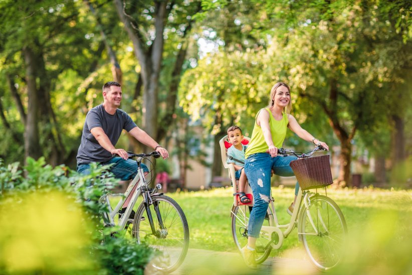 Apprendre à privilégier les déplacements à pieds, à vélo ou en transports en commun Apprendre à privilégier les déplacements à pieds, à vélo ou en transports en commun
