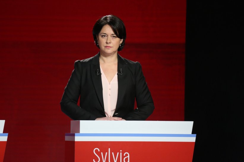 Sylvia Pinel obtient 1,9% des voix à la primaire de la gauche Sylvia Pinel obtient 1,9% des voix à la primaire de la gauche