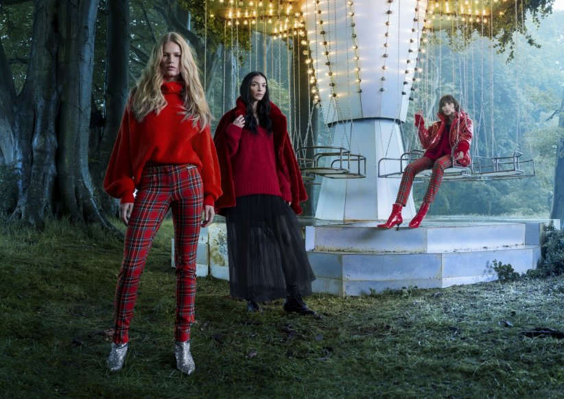 Belle et rebelle en pantalon tartan Belle et rebelle en pantalon tartan