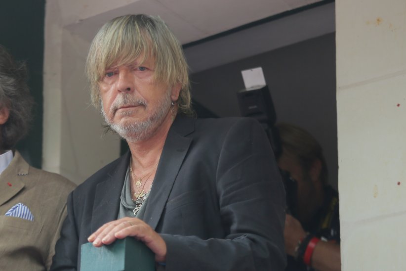 Renaud : son tatouage de taureau Renaud : son tatouage de taureau