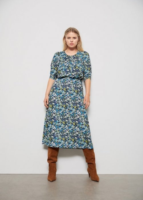 Col chic dans les prés Col chic dans les prés