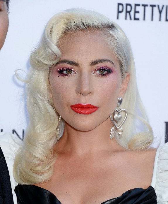 Lady Gaga souffre d'une fibromyalgie Lady Gaga souffre d'une fibromyalgie