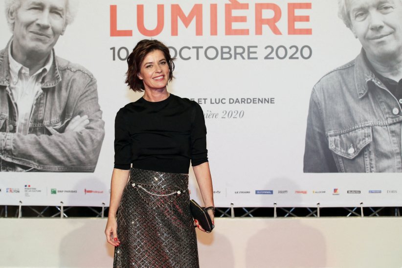 Irène Jacob a pris un abonnement vélo Irène Jacob a pris un abonnement vélo