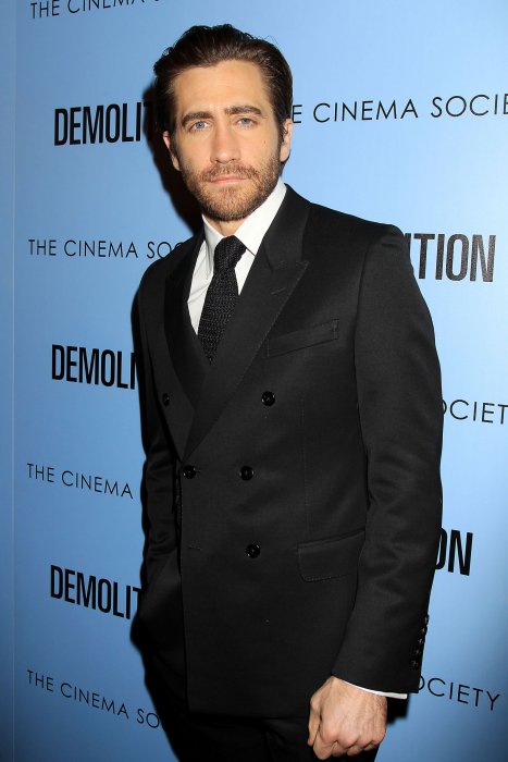 Jake Gyllenhaal est prêt à vivre un vraie vie de couple ! Jake Gyllenhaal est prêt à vivre un vraie vie de couple !