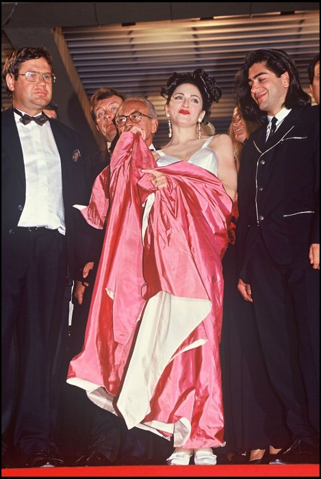 Madonna : les dessous de sa vie dévoilés au Festival de Cannes Madonna : les dessous de sa vie dévoilés au Festival de Cannes