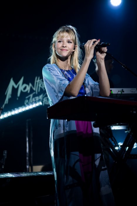 Angèle sort son premier album Angèle sort son premier album