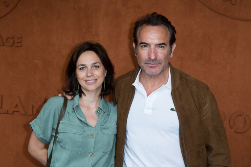 Jean Dujardin est tombé amoureux en voyant Nathalie Péchalat à la télévision Jean Dujardin est tombé amoureux en voyant Nathalie Péchalat à la télévision