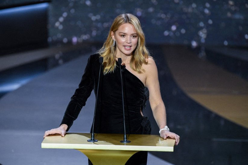 Virginie Efira : "Je me suis sentie fragilisée" Virginie Efira : "Je me suis sentie fragilisée"