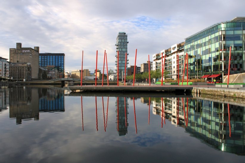 Le Grand Canal Dock pour une visite urbaine Le Grand Canal Dock pour une visite urbaine