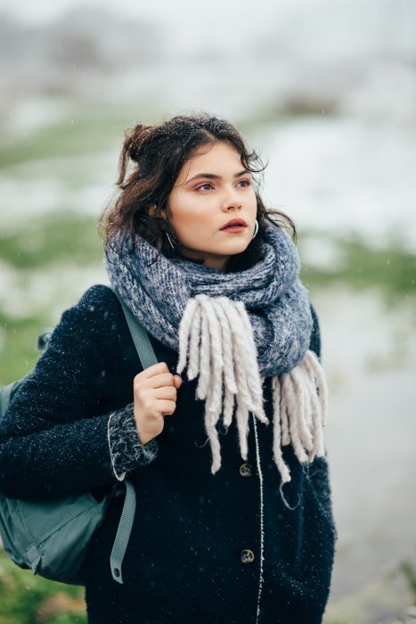 "Mets une écharpe ou tu vas tomber malade" "Mets une écharpe ou tu vas tomber malade"