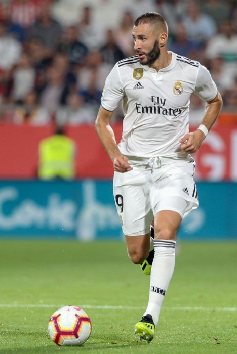 Karim Benzema assigne sa famille en justice Karim Benzema assigne sa famille en justice