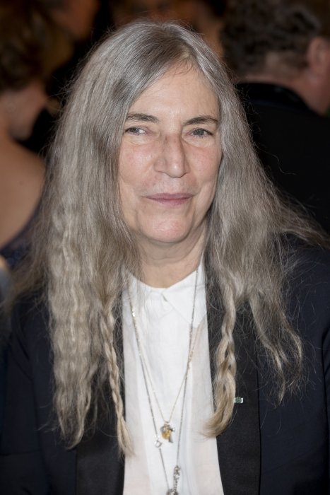 Patti Smith livre un émouvant hommage à Bob Dylan Patti Smith livre un émouvant hommage à Bob Dylan