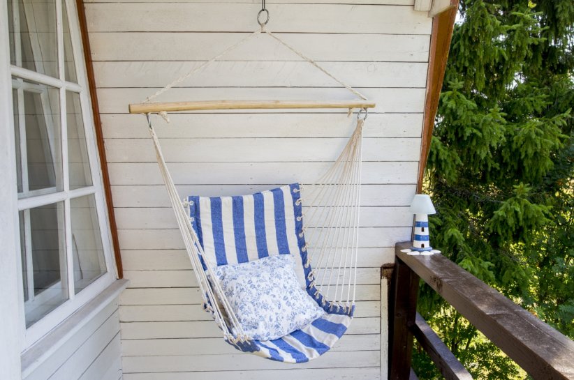 Optimiser le balcon avec du mobilier suspendu Optimiser le balcon avec du mobilier suspendu