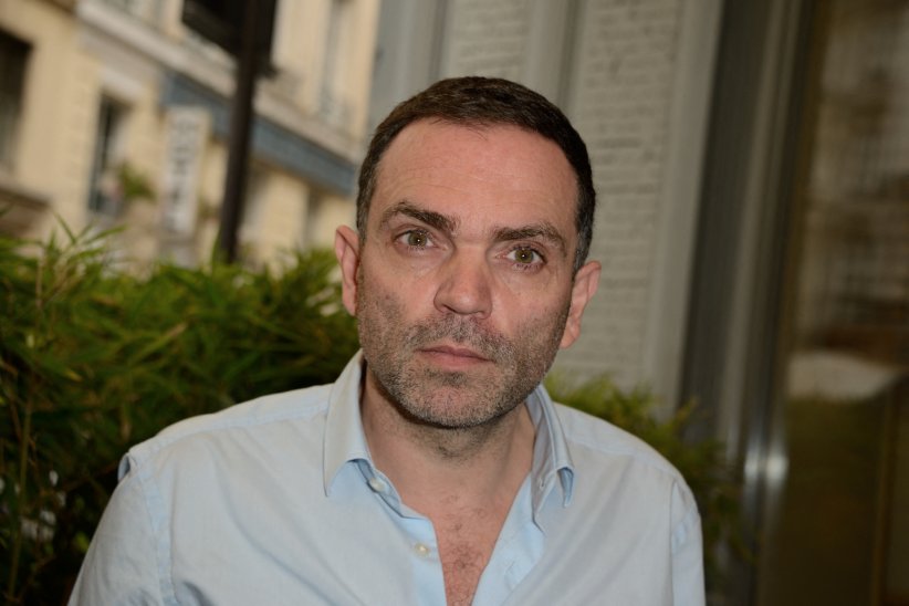 Yann Moix : "Moi, mes parents m'attachaient et me fouettaient" Yann Moix : "Moi, mes parents m'attachaient et me fouettaient"