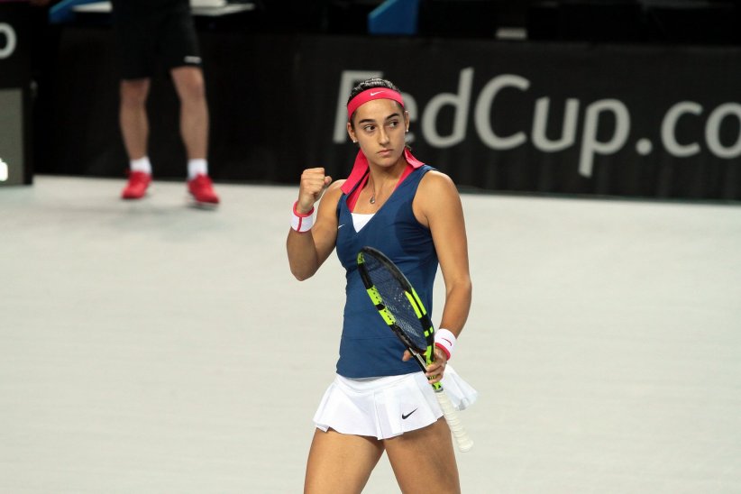 Caroline Garcia victorieuse au Palais des sports de Marseille le 7 février 2016. Caroline Garcia victorieuse au Palais des sports de Marseille le 7 février 2016.