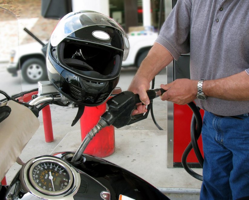 Essence Motard : pour ne plus rouler sur la réserve Essence Motard : pour ne plus rouler sur la réserve