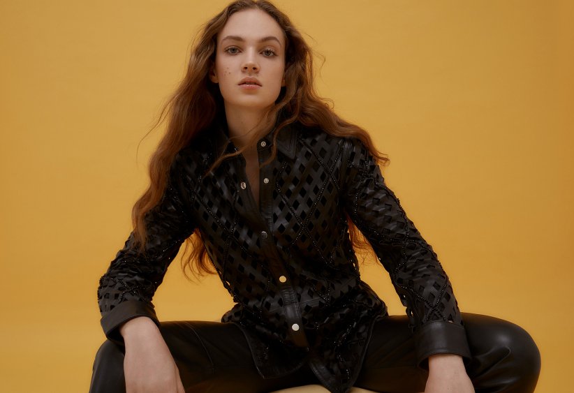 La chemise en cuir : pour se glisser dans la peau d'une cowgirl pur luxe La chemise en cuir : pour se glisser dans la peau d'une cowgirl pur luxe