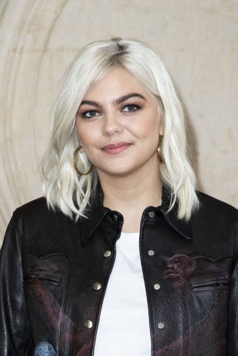 Louane prend position contre le cyber-harcèlement Louane prend position contre le cyber-harcèlement