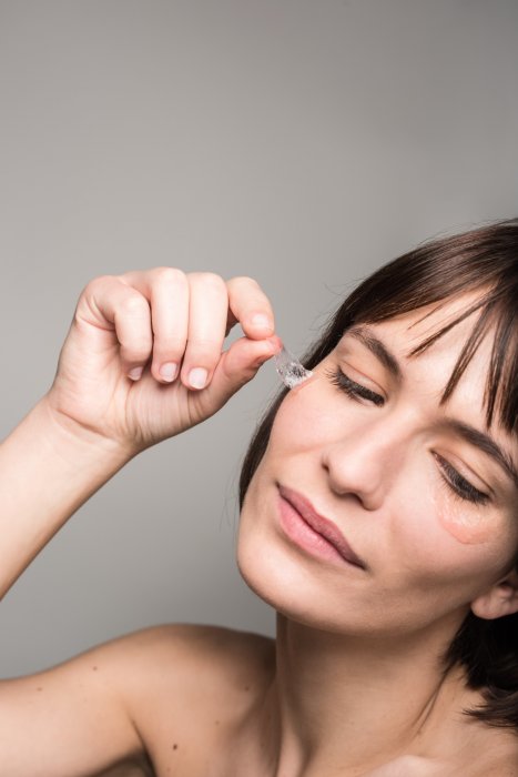 Un gel anti-cernes qui se transforme en patch Un gel anti-cernes qui se transforme en patch