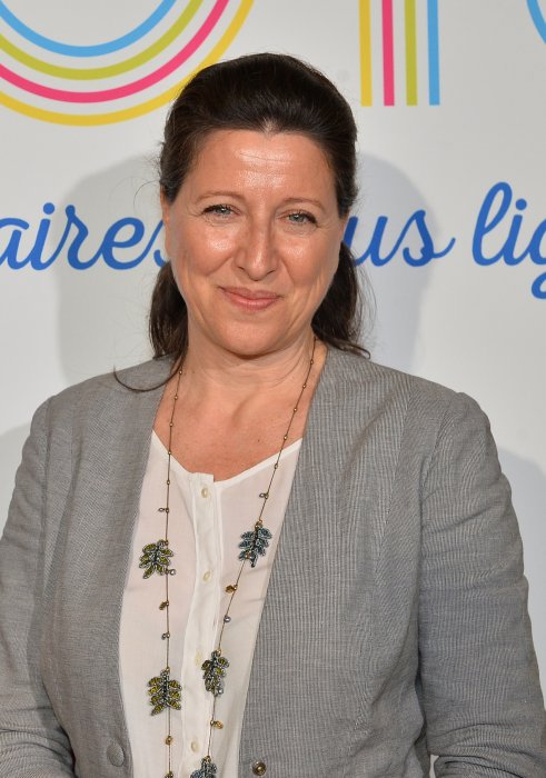 Agnès Buzyn rend les préservatifs gratuits pour lutter contre le sida Agnès Buzyn rend les préservatifs gratuits pour lutter contre le sida