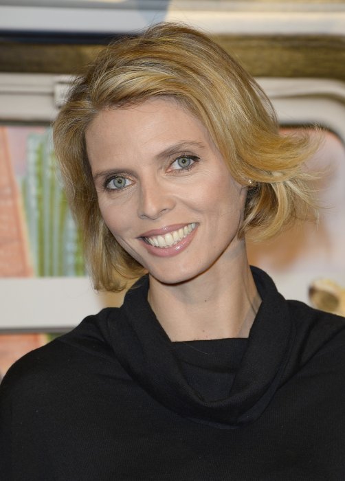 Sylvie Tellier, "élevée avec peu de choses" Sylvie Tellier, "élevée avec peu de choses"