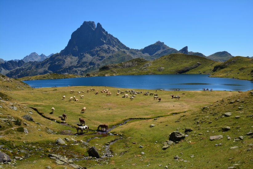 Le lac Gentau, le plus célèbre des lacs béarnais Le lac Gentau, le plus célèbre des lacs béarnais